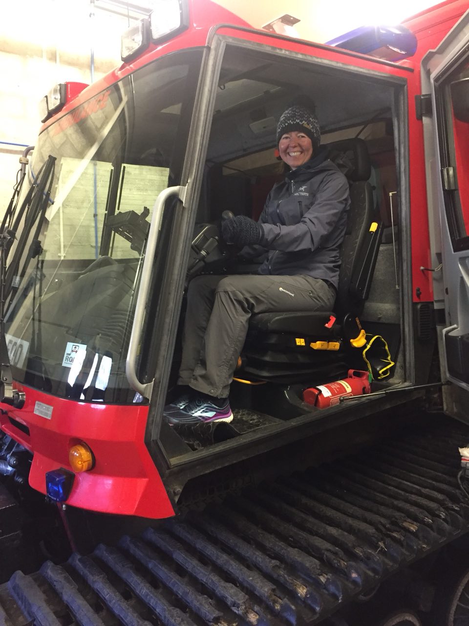 0C09B83E-2027-45B4-9292-41B671945BEC