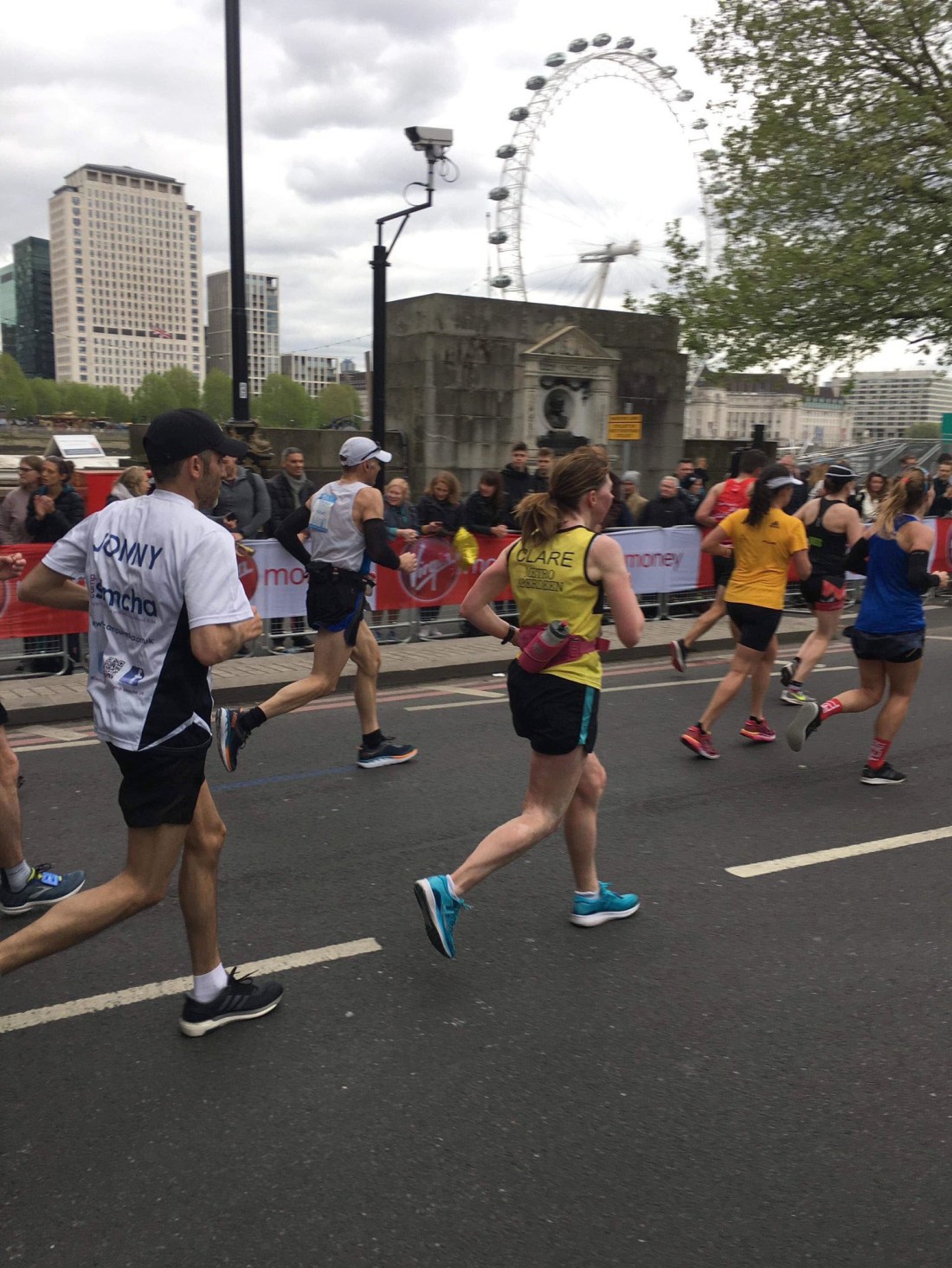 2019 Virgin Money London Marathon (mile 25)