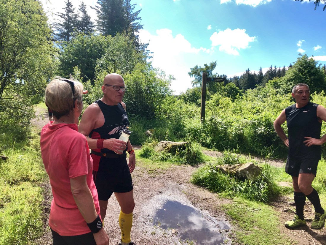 Bottom of Kingshill - waiting for everyone to regroup