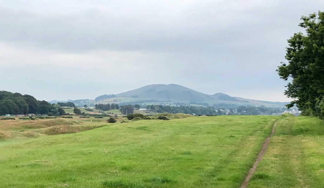 Fife Coastal Path alongside Leven Links Golf Course